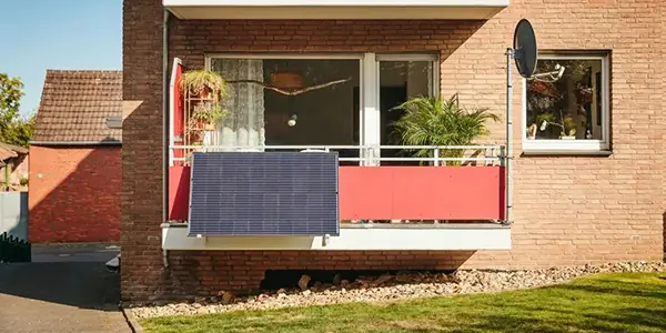 plug in solar panel