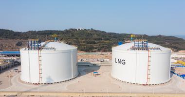 Liquefied natural gas plant